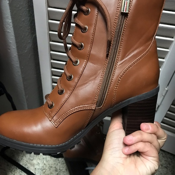 NWOT-camel color tan lace up booties with cozy insulation and tall chunky heel. - Picture 7 of 8